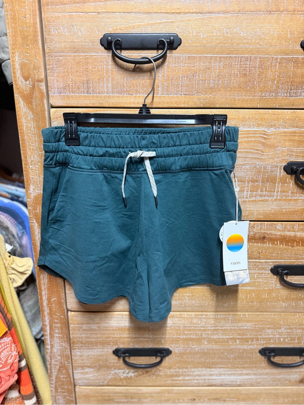NWT Vuori Teal Drawstring Women’s Shorts